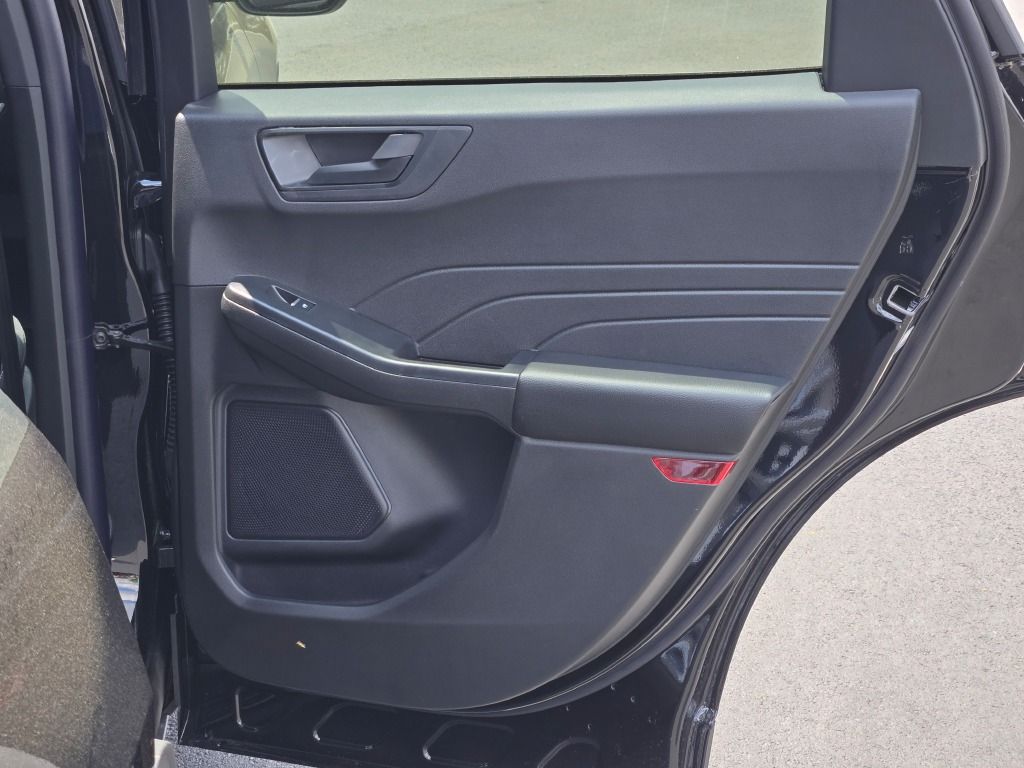 2025 Ford Escape Active photo 5