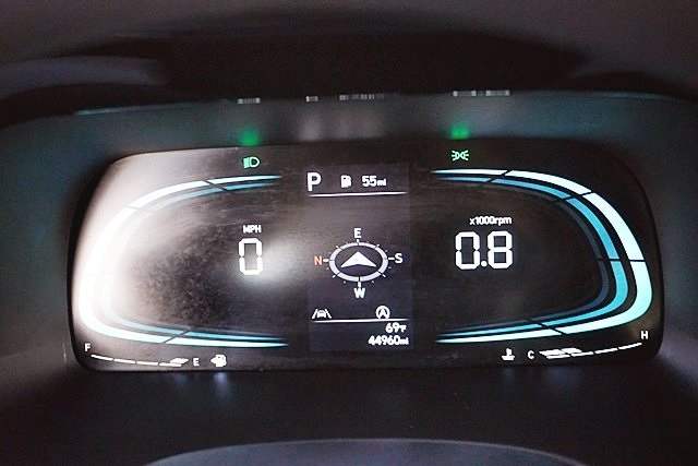 Used 2023 Red Hyundai SE image 31