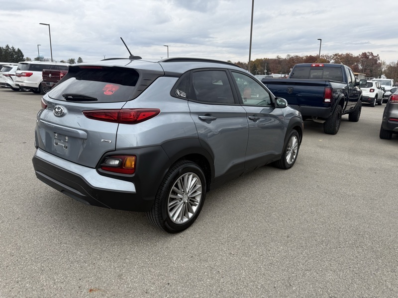 2020 Hyundai Kona SEL photo 3