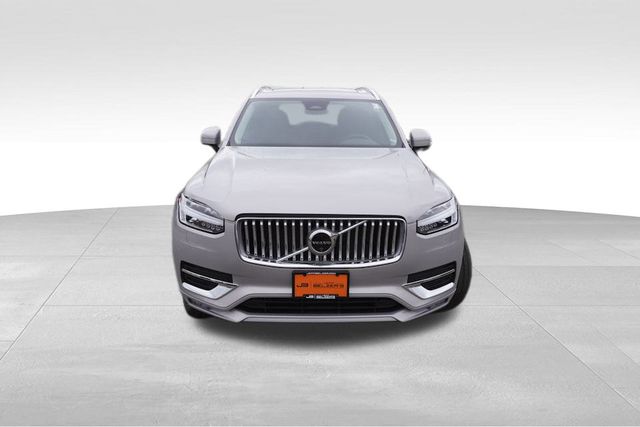 2024 Volvo XC90 B5 Plus photo 12