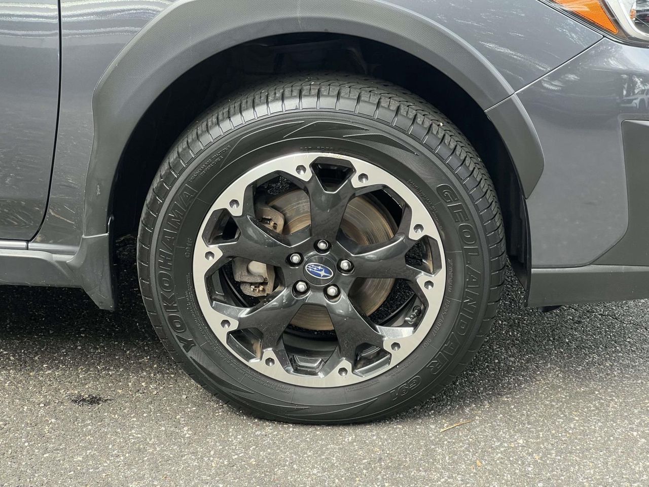 2023 Subaru Crosstrek Premium photo 3