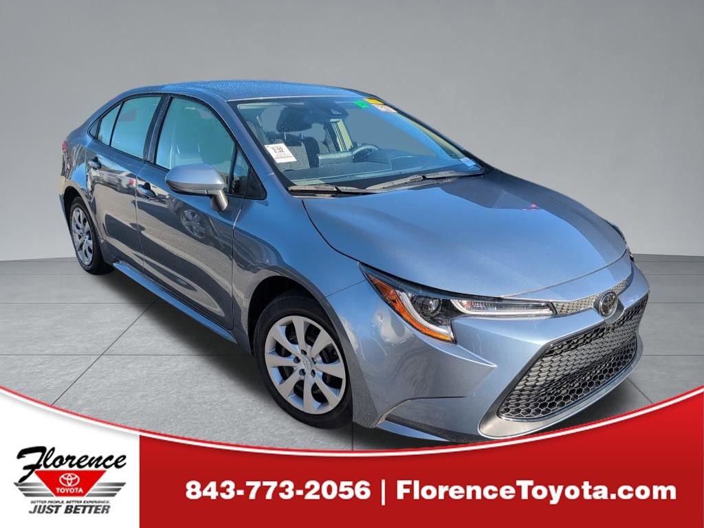 2022 Toyota Corolla LE's photo