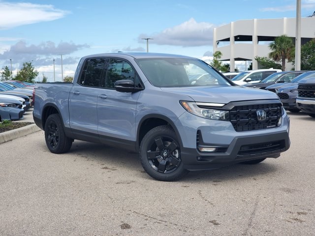 2025 Honda Ridgeline Black Edition's photo