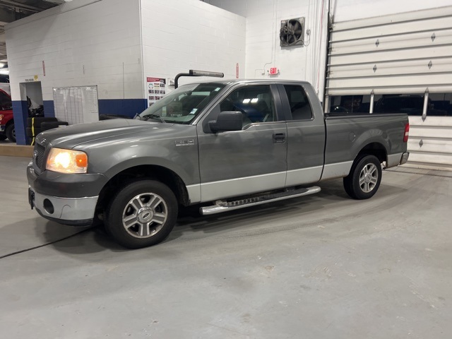 2006 Ford F-150 XL's photo