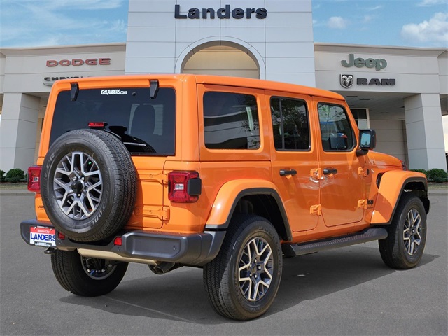 2025 Jeep Wrangler Sahara photo 3