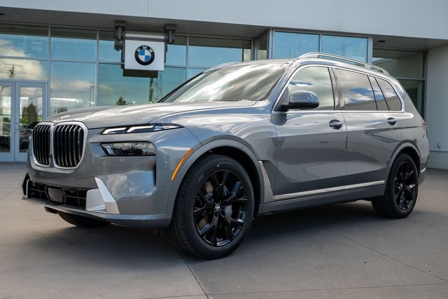 New 2026 Skyscraper Grey Metallic BMW xDrive40i image 1