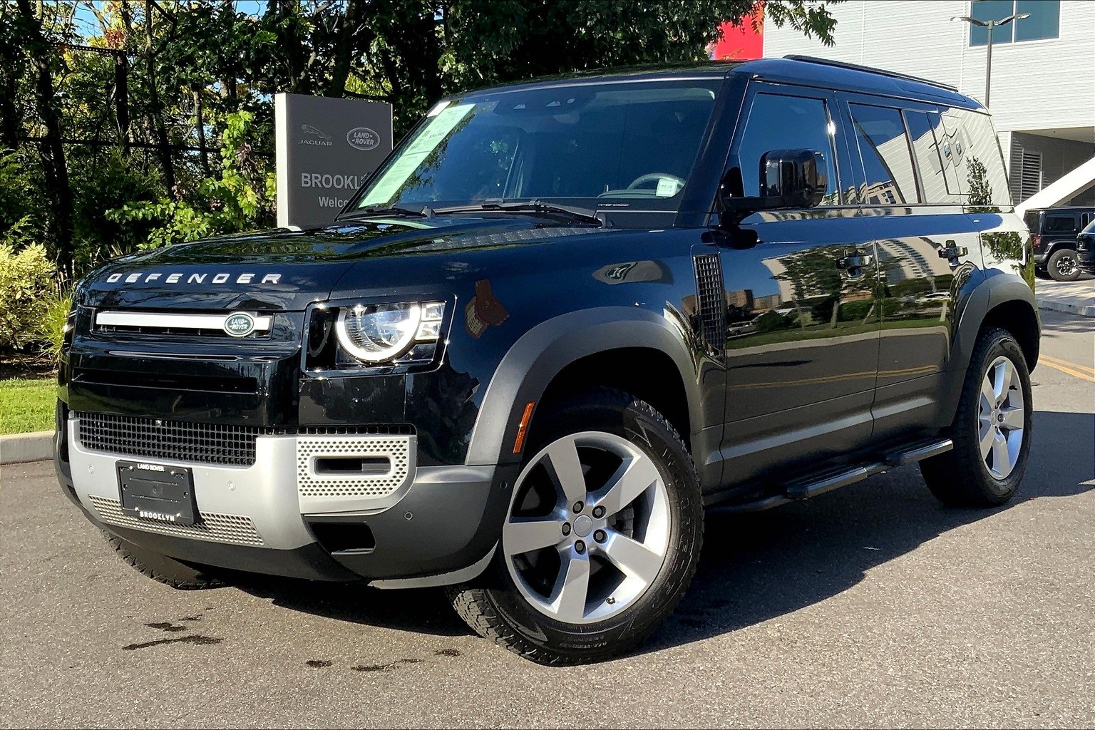 2023 Land Rover Defender
