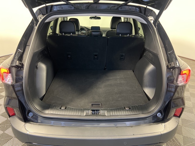 2022 Ford Escape SEL photo 6