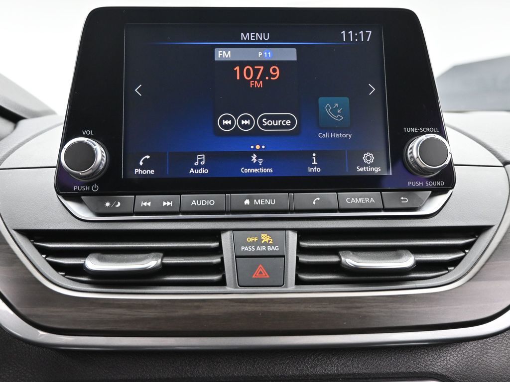 2024 Nissan Altima 2.5 SV photo 12