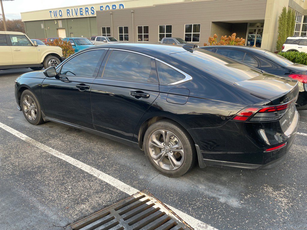 2023 Honda Accord EX photo 2