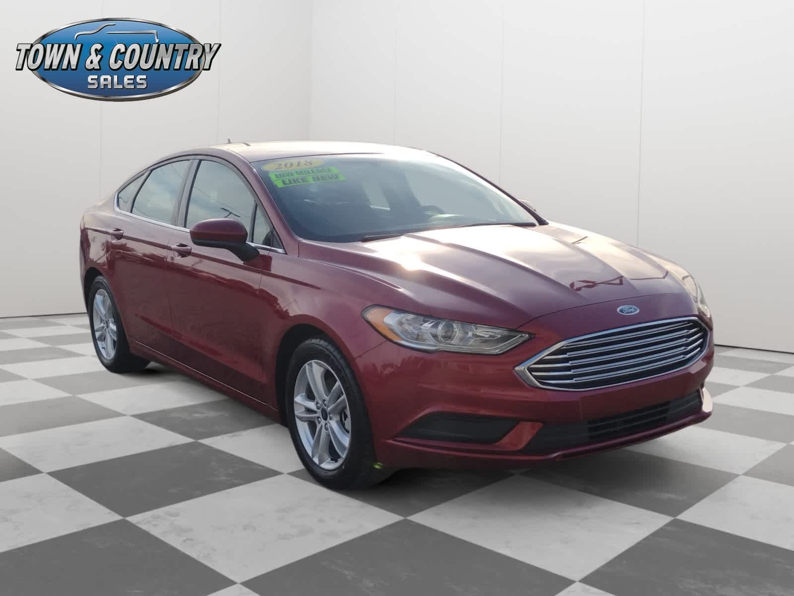 2018 Ford Fusion SE's photo