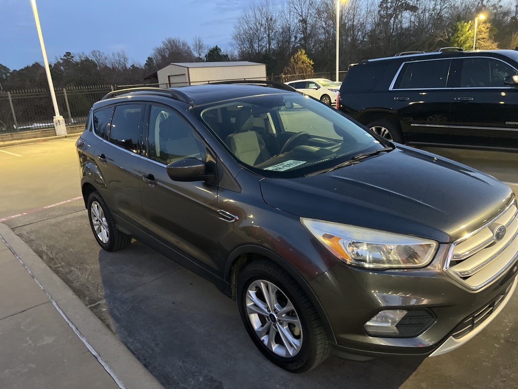 2018 Ford Escape SE's photo