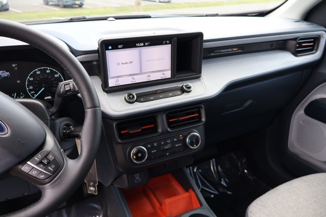 2024 Ford Maverick XLT photo 24