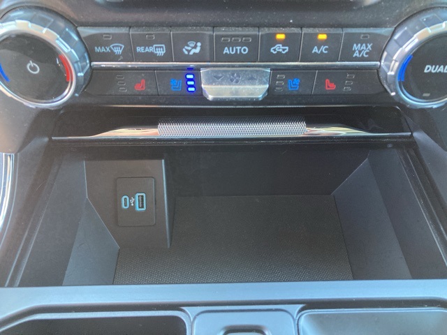 2022 Ford F-150 Lariat photo 31