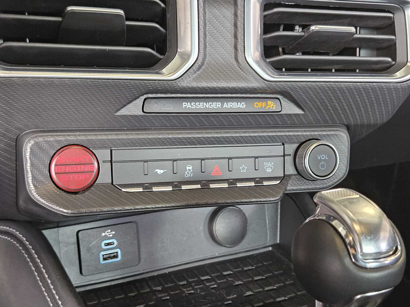 2024 Ford Mustang GT Premium photo 16