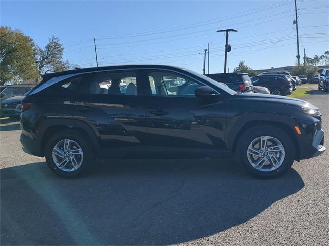 2025 Hyundai Tucson SE photo 4