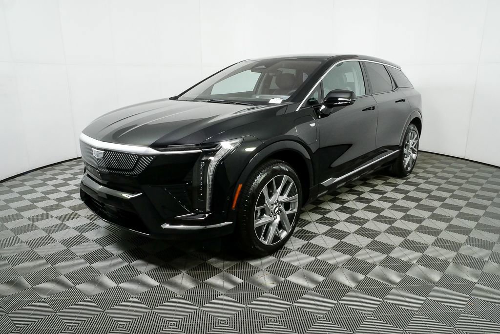 2026 Cadillac OPTIQ Luxury RWD
