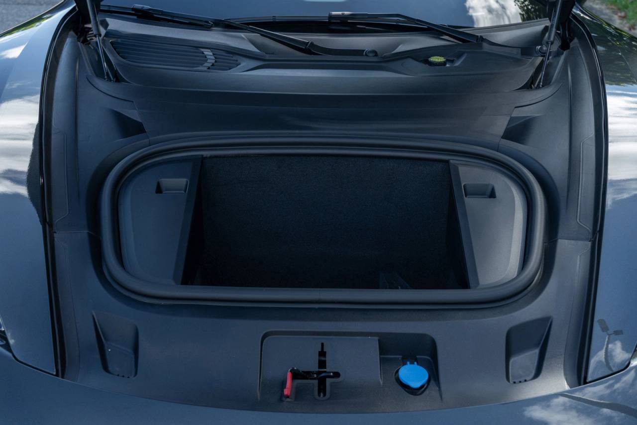 2025 Porsche Taycan 4S photo 14