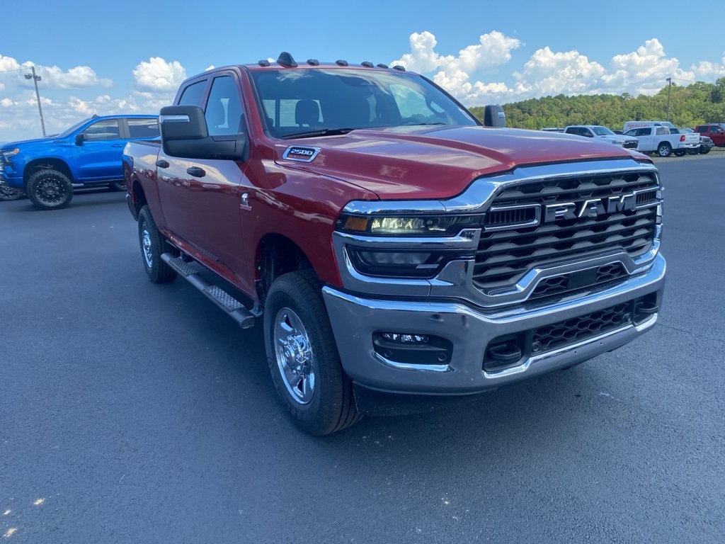 2025 Ram 2500 Tradesman photo 3