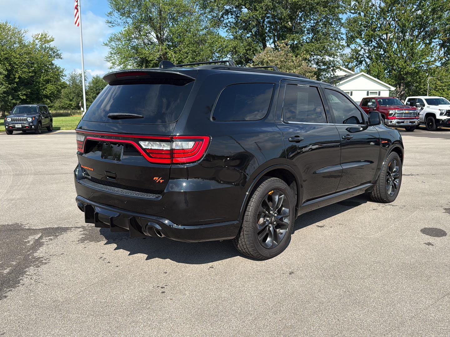 2022 Dodge Durango Sport photo 17