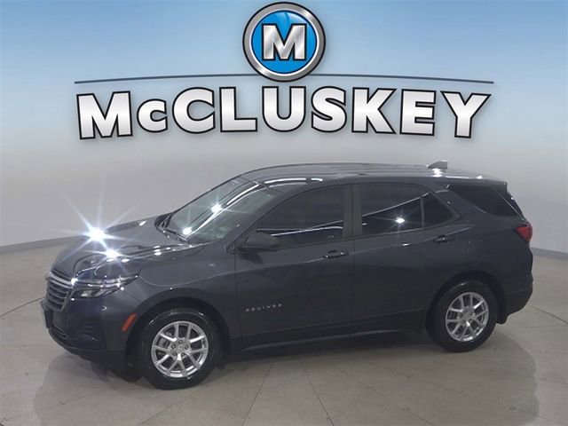 2022 Chevrolet Equinox LS's photo