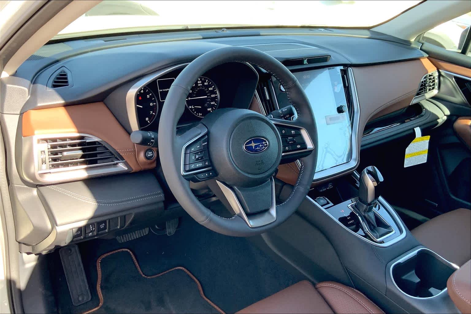 2025 Subaru Outback Touring XT photo 8