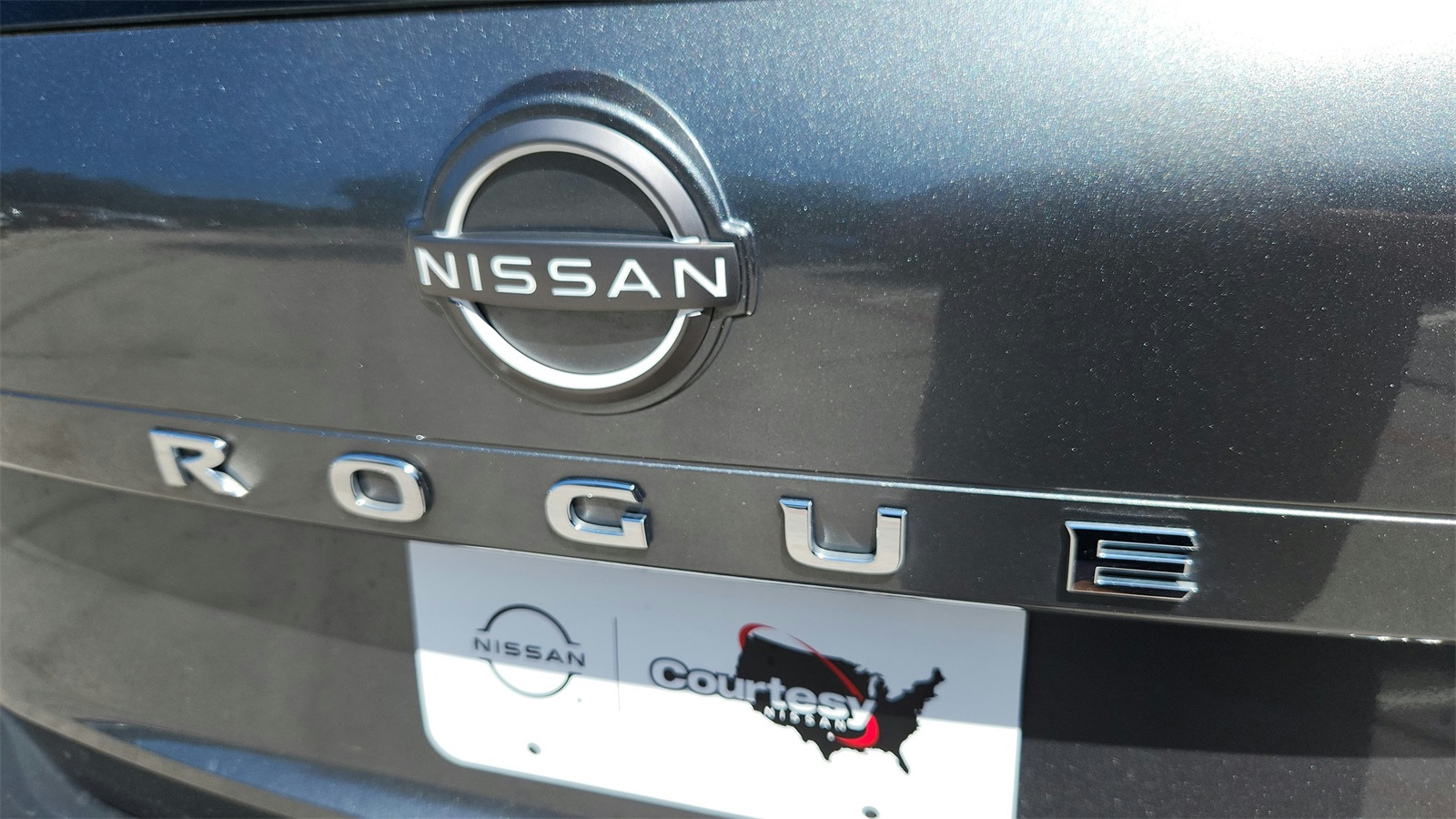 2023 Nissan Rogue SV photo 21