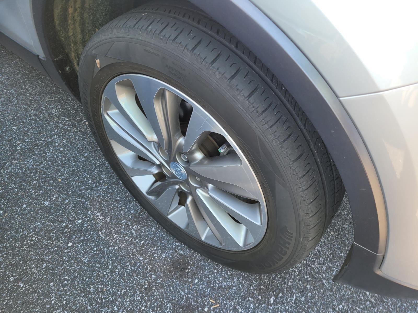 2017 Buick Encore Preferred photo 4
