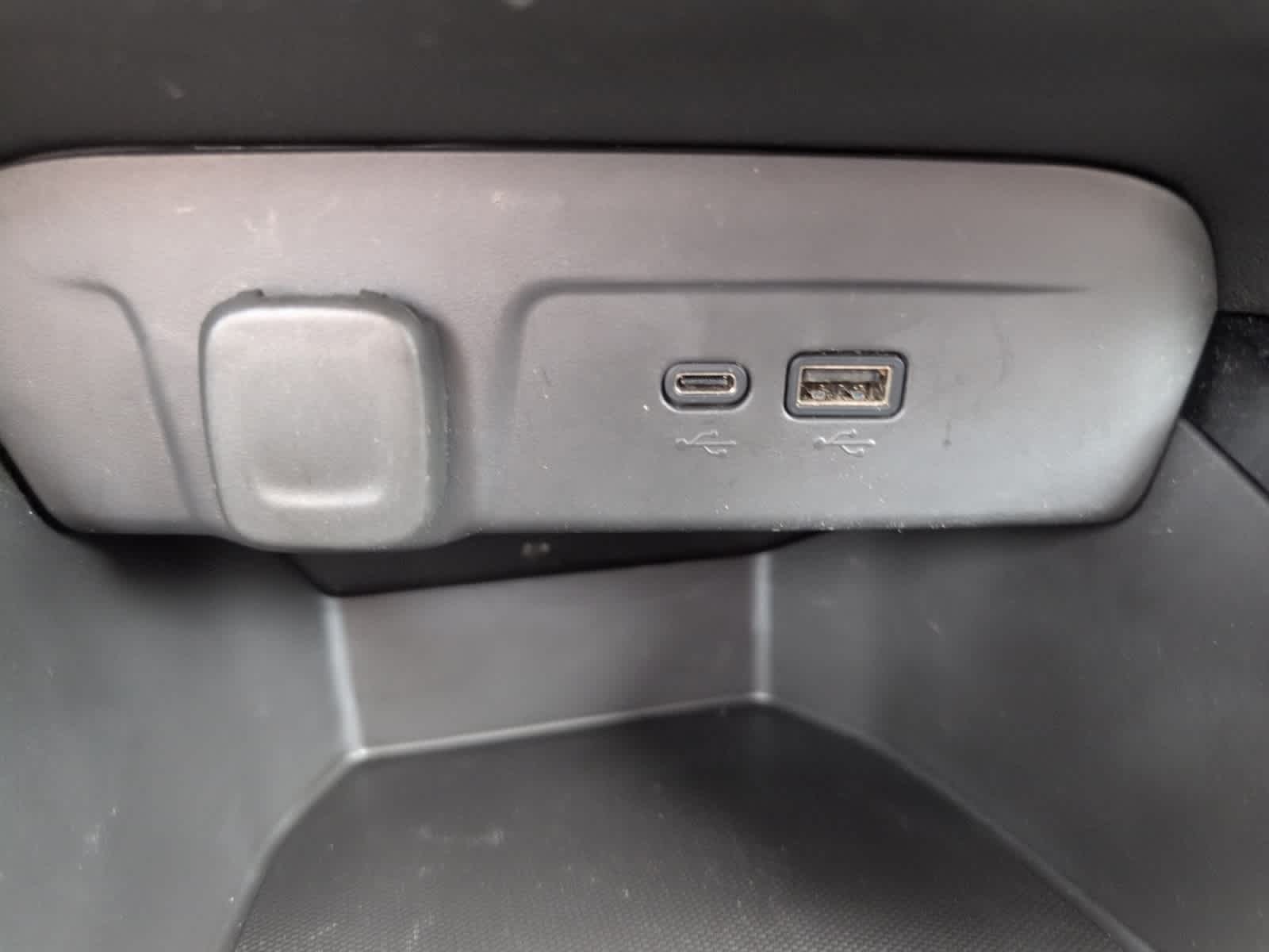 2024 Chevrolet Trax LT photo 21
