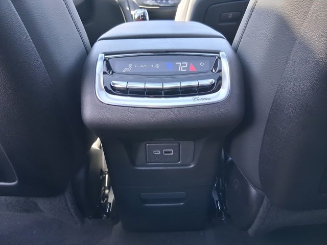 2025 Cadillac XT4 Luxury photo 21