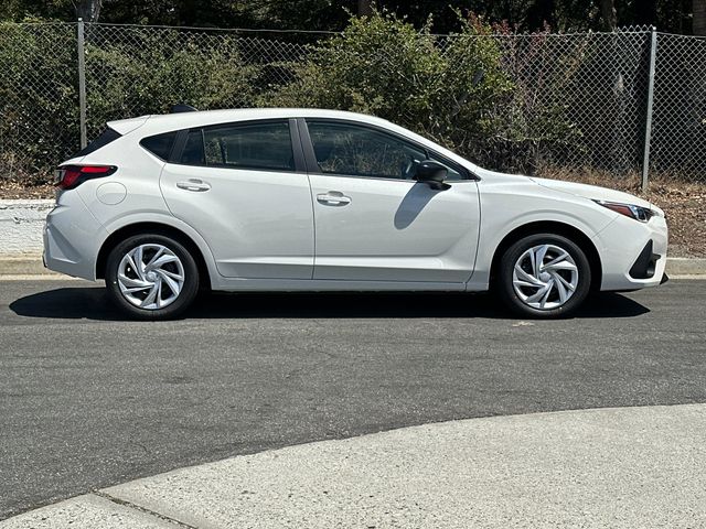 2025 Subaru Impreza Base photo 3