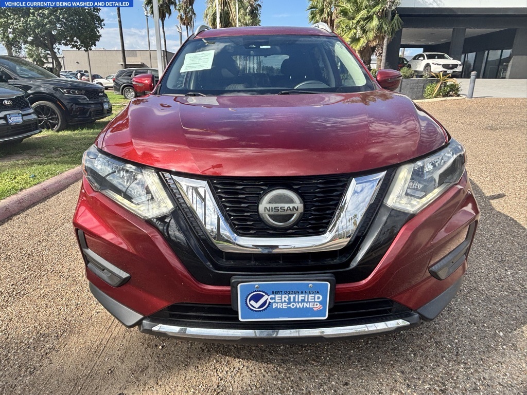 2020 Nissan Rogue SV photo 2