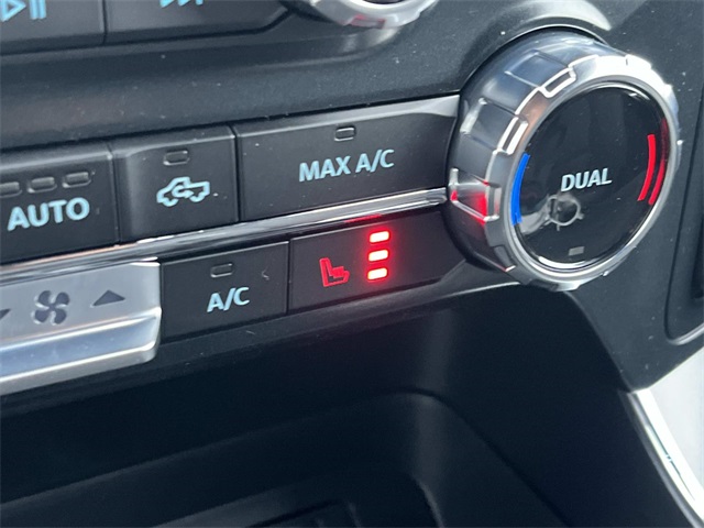 2025 Ford F-150 XLT photo 17