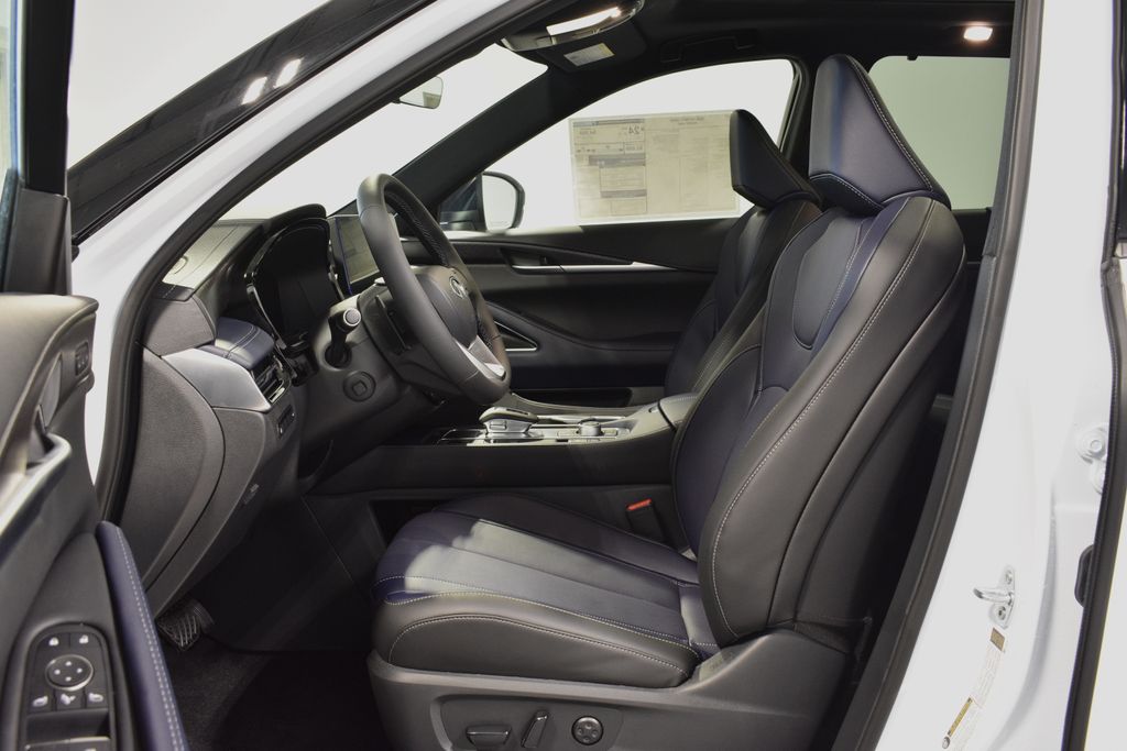 2026 Infiniti QX60 AWD photo 11