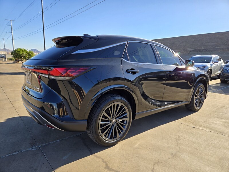 2025 Lexus RX 350h Premium photo 3
