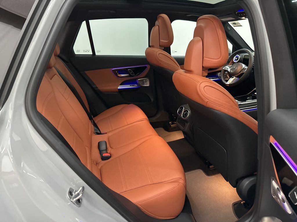 2026 Mercedes Benz GLC 300 photo 20
