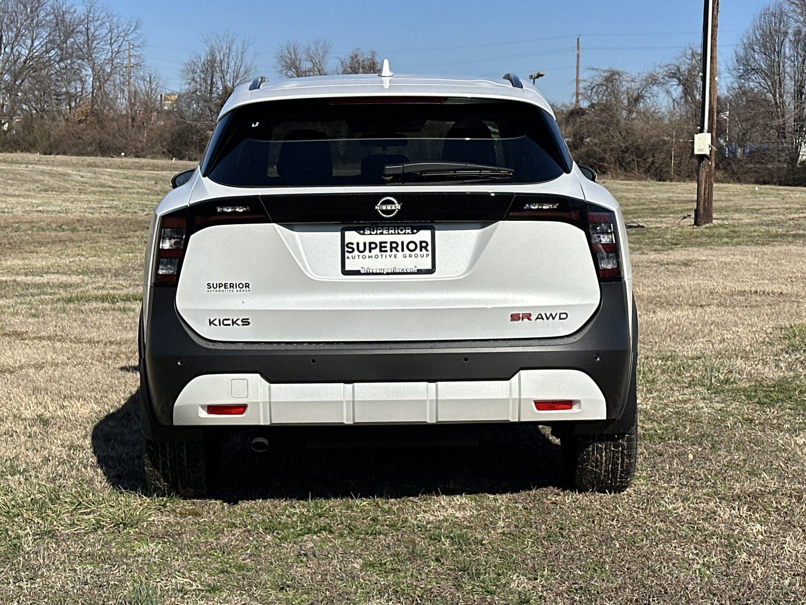 2025 Nissan Kicks SR photo 4