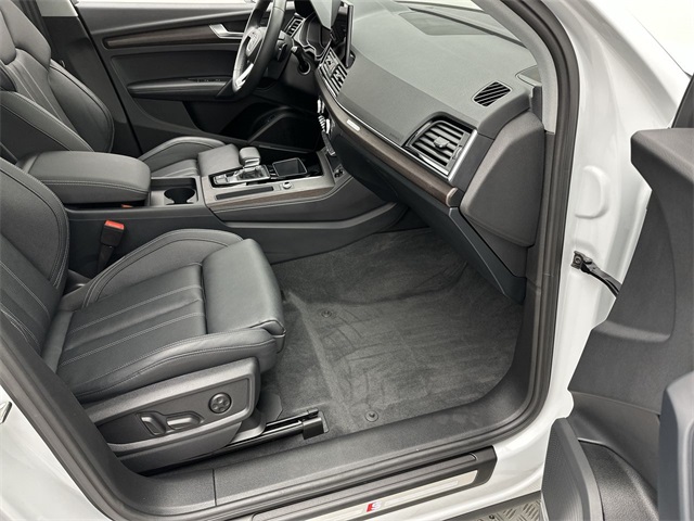 2023 Audi Q5 45 S line Premium Plus photo 14