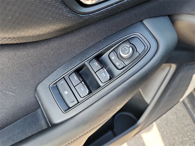 2020 Subaru Outback Premium photo 9