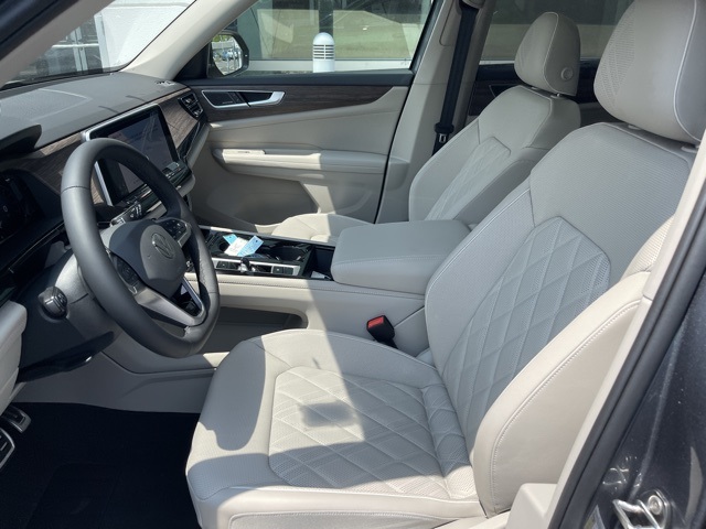 2025 Volkswagen Atlas SEL Premium R-Line photo 10