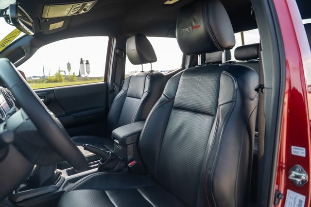 2017 Toyota Tacoma TRD Pro photo 15