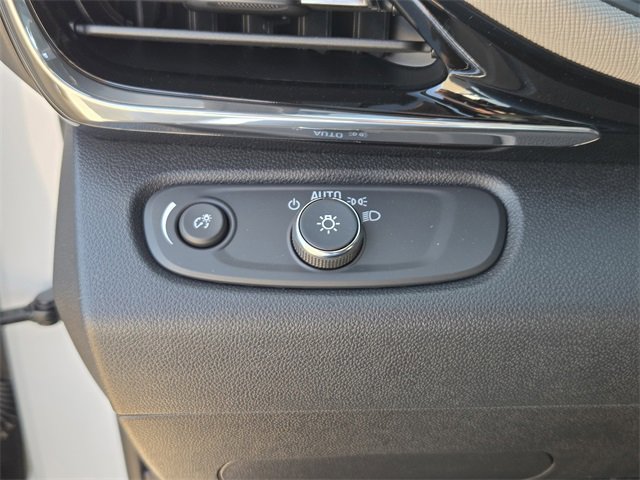 2025 Buick Envista Avenir photo 25