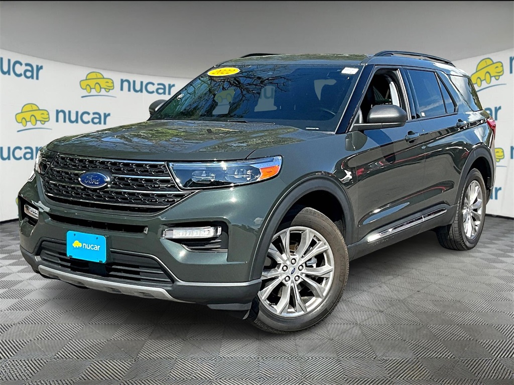 2022 Ford Explorer XLT photo 3