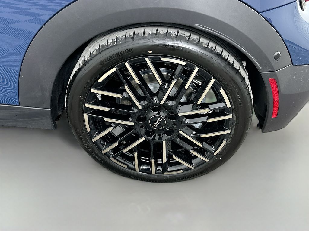 2025 Mini Cooper S Convertible Iconic photo 21