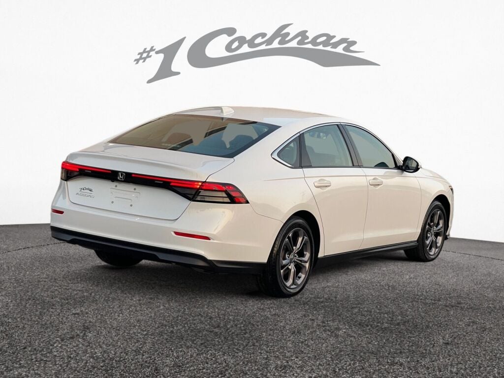 2023 Honda Accord EX photo 7