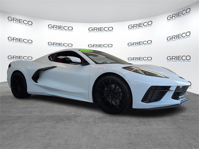 Used 2023 Arctic White Chevrolet 1LT image 1