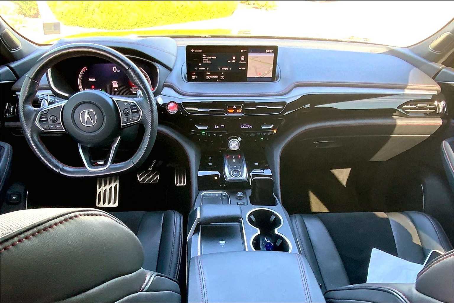 2022 Acura MDX A-Spec photo 12