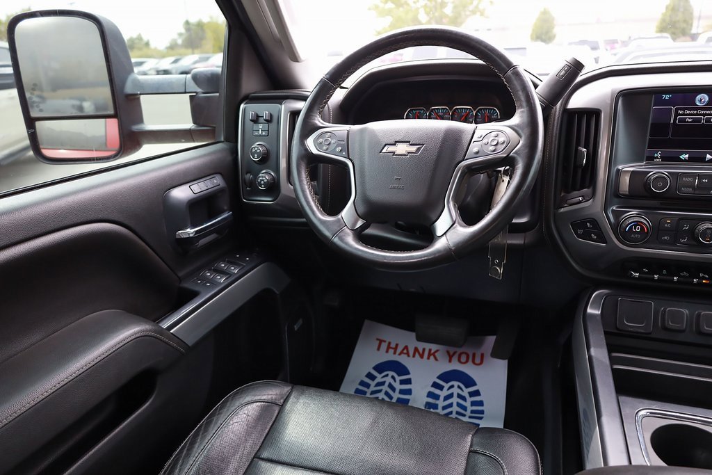 2015 Chevrolet Silverado 3500HD photo 20