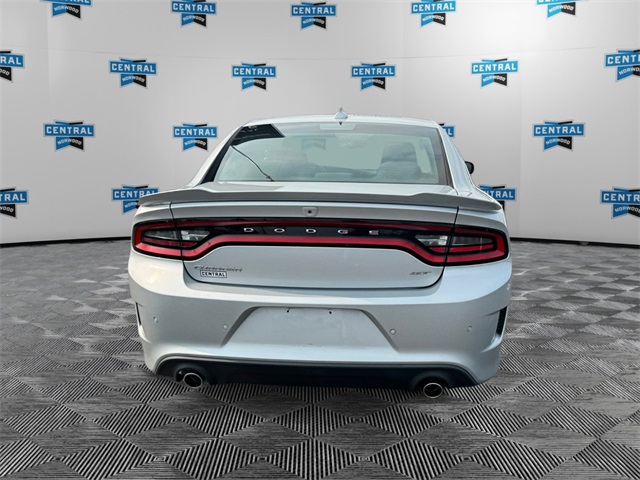 2019 Dodge Charger GT photo 4