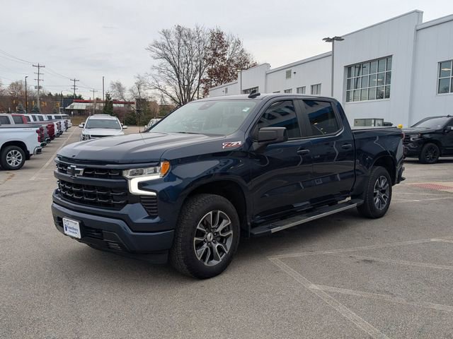 2023 Chevrolet Silverado 1500 RST photo 3
